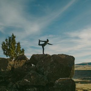 Meet your Posher, Cerise